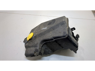 Бачок омывателя  Mazda 6 (GG) 2002-2008    