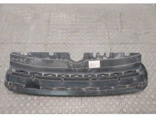 Решетка радиатора  Land Rover Range Rover Evoque 2011-2015             2.2 