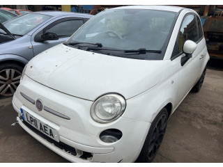 Решетка радиатора  Fiat 500 2007-          0.9 735425618