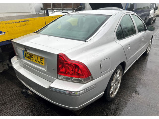 Стойка амортизатора  Volvo S60 2000-2009     2.4  дизель