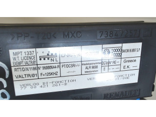 Блок комфорта  Renault Laguna 1994-2001      73847257   