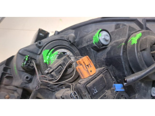 Фара передняя  Mazda 5 (CR) 2005-2010 правая 