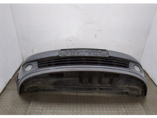 Решетка радиатора  Renault Clio 2005-2009          