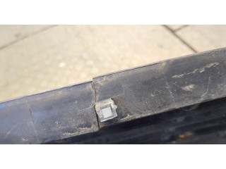 Решетка радиатора  Volkswagen Transporter 5 2003-2009          7H0853653