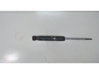 Стойка амортизатора  Suzuki Grand Vitara 1997-2005 41700-65D0     2  бензин