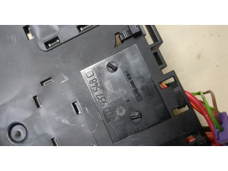 Блок предохранителей  Volkswagen Touareg 2007-2010      7L0937548C   