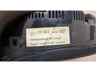 Панель приборов  Audi A4 (B6) 2000-2006       8E0920900L     