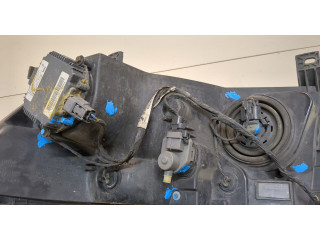 Фара передняя  Infiniti QX56 2004-2010 правая 