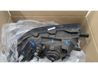 Фара передняя  Mitsubishi Montero Sport / Pajero Sport 1996-2008 правая 