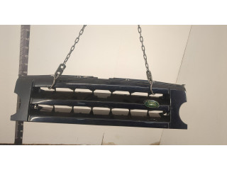 Решетка радиатора  Land Rover Discovery 3 2004-2009          DHB000274LML