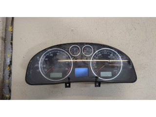 Панель приборов  Volkswagen Passat 5 2000-2005            