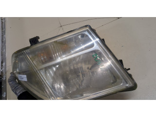Фара передняя  Nissan Pathfinder 2004-2014 правая 