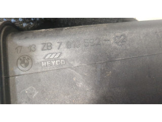 Бачок расширительный  BMW 1 E87 2004-2011 17138570079, 8570079   