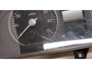 Панель приборов  Renault Laguna 2 2001-2007       8200263353     