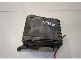 Блок предохранителей  Volkswagen Passat CC 2008-2012      3C093715     2