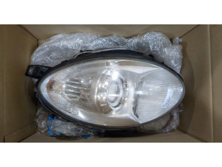 Фара передняя  Mercedes R W251 2005- правая 