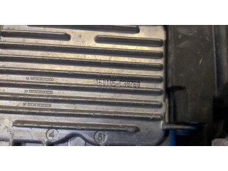 Фара передняя  Ford Kuga 2012-2016 правая 