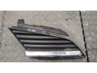 Решетка радиатора  Nissan Primera P12 2002-2007          