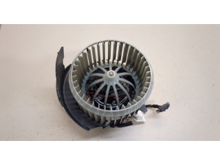 Моторчик печки  Audi Q7 2005-2015 4L1820021    4L1820021   