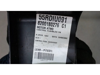 Блок предохранителей  Renault Laguna 2 2001-2008      800180276   2  1.8