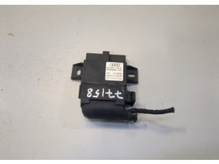 Блок комфорта  Audi TT 2010-2014      8J0907159B   