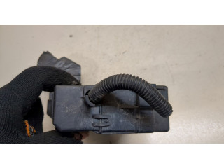 Блок предохранителей  Nissan X-Trail (T30) 2001-2006      71543266YA2   