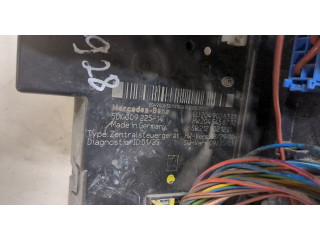 Блок предохранителей  Mercedes C W204 2007-2013      5dk00922514     2.1