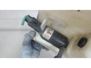 Бачок омывателя  GMC Envoy 2001-2009 15181118    4.2