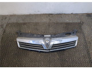 Решетка радиатора  Opel Astra H 2004-2010           1.6 93191832, 13225791, 13238599