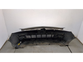 Решетка радиатора  Renault Clio 2005-2009          