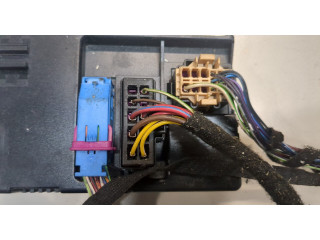 Блок комфорта  Audi A8 (D3) 2005-2007      4E0907289D    