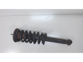 Стойка амортизатора  Mitsubishi Pajero / Montero 2000-2006 MR554292, MR554261      3.2  дизель