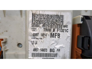 Блок предохранителей  Ford Focus 2 2005-2008         