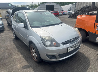 Стартер  Ford Fiesta 2001-2007 1.4     