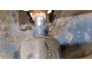 Стойка амортизатора  Peugeot Partner 2008-2012 9674213580    1.6  дизель
