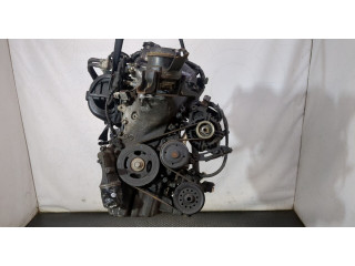 Клапанная крышка двигателя ДВС  Toyota Yaris 2005-2011      