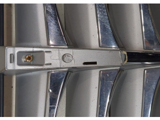 Решетка радиатора  Hyundai Genesis 2008-2013          3.8 863513M110