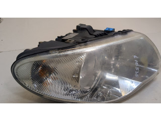Фара передняя  Chrysler Voyager 2001-2007 правая 