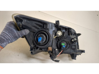 Фара передняя  Toyota Auris E15 2006-2012 левая 