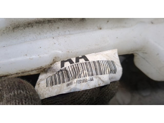 Бачок омывателя  Ford Kuga 2008-2012    