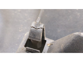Решетка радиатора  Land Rover Discovery 3 2004-2009          