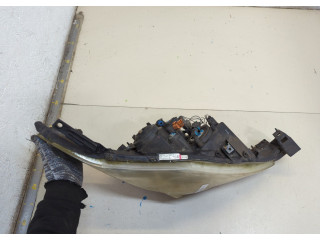 Фара передняя  Mazda 5 (CR) 2005-2010 правая 