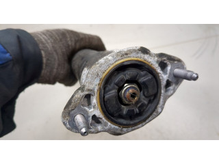 Стойка амортизатора  Mercedes C W204 2007-2013      