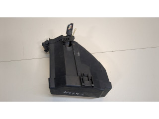 Блок предохранителей  Renault Megane 1996-2002         
