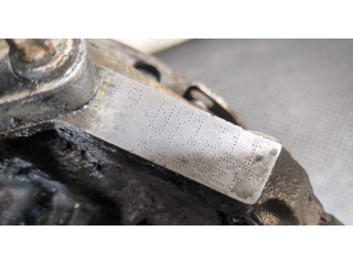 Клапанная крышка двигателя ДВС  Opel Corsa D 2006-2011 1.2  55351461   