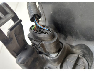 Фара передняя  Ford Focus 2 2008-2011 левая 