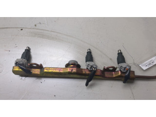 Форсунка топливная  Toyota Corolla E12 2001-2006         