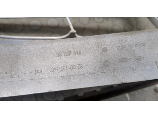 Решетка радиатора  Nissan Primastar         1.9 