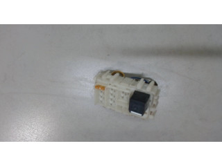 Блок предохранителей  Ford S-Max 2006-2010          