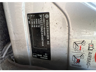 Решетка радиатора  Volkswagen Tiguan 2007-2011           